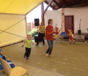 2.6.2012 ČERNILOVSKÝ DVŮR, foto od Katky J.