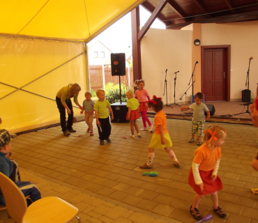 2.6.2012 ČERNILOVSKÝ DVŮR, foto od Katky J.