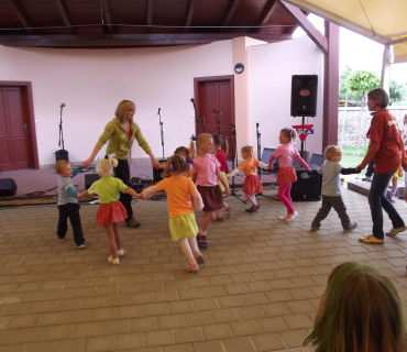 2.6.2012 ČERNILOVSKÝ DVŮR, foto od Katky J.