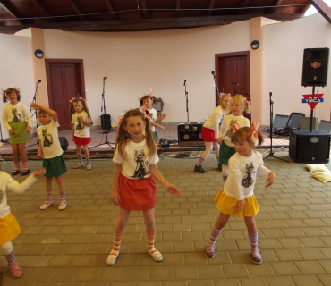 2.6.2012 ČERNILOVSKÝ DVŮR, foto od Katky J.