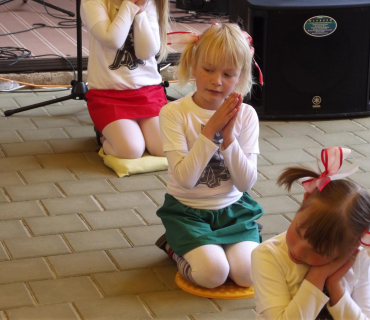 2.6.2012 ČERNILOVSKÝ DVŮR, foto od Katky J.