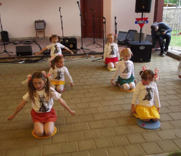 2.6.2012 ČERNILOVSKÝ DVŮR, foto od Katky J.