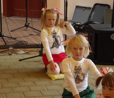 2.6.2012 ČERNILOVSKÝ DVŮR, foto od Katky J.