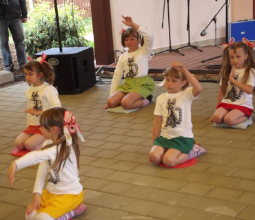 2.6.2012 ČERNILOVSKÝ DVŮR, foto od Katky J.