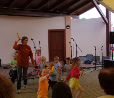 ČERNILOVSKÝ DVŮR 2012 od Jany Ž