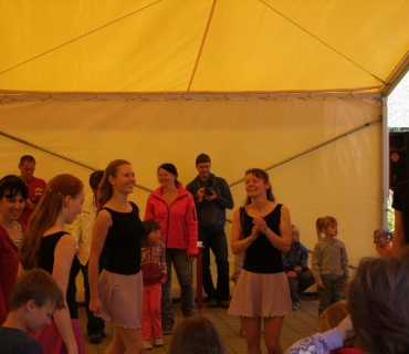 ČERNILOVSKÝ DVŮR 2012 od Jany Ž