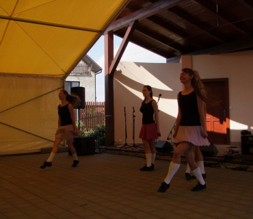 ČERNILOVSKÝ DVŮR 2012 od Jany Ž