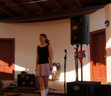 ČERNILOVSKÝ DVŮR 2012 od Jany Ž