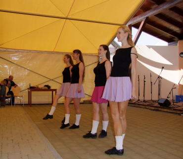 ČERNILOVSKÝ DVŮR 2012 od Jany Ž