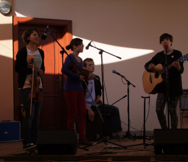 ČERNILOVSKÝ DVŮR 2012 od Jany Ž