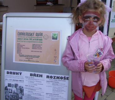 ČERNILOVSKÝ DVŮR 2012 od Jany Ž