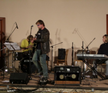 ČERNILOVSKÝ DVŮR 2012 od Jany Ž