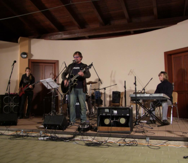 ČERNILOVSKÝ DVŮR 2012 od Jany Ž