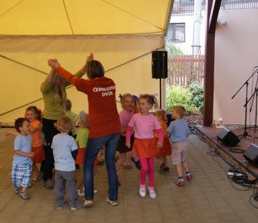 ČERNILOVSKÝ DVŮR 2012 od Míry