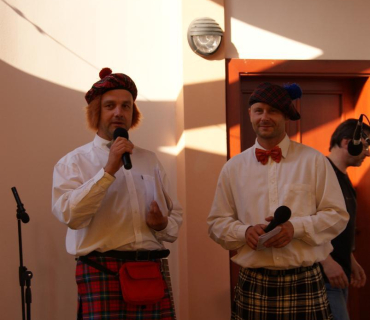 ČERNILOVSKÝ DVŮR 2012 od Míry