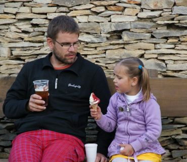 ČERNILOVSKÝ DVŮR 2012 od Míry