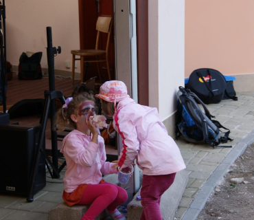 ČERNILOVSKÝ DVŮR 2012 od Míry