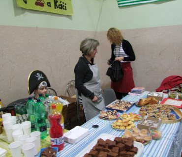 PRUHOVANÝ KARNEVAL 15.4.2012 Sokolovna - foto Jana Ž