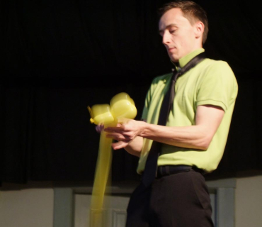 PRUHOVANÝ KARNEVAL 15.4.2012 Sokolovna - foto Jana Ž