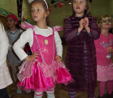 15.4.2012 Pruhovaný karneval v Černilově