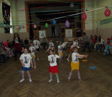 15.4.2012 Pruhovaný karneval v Černilově