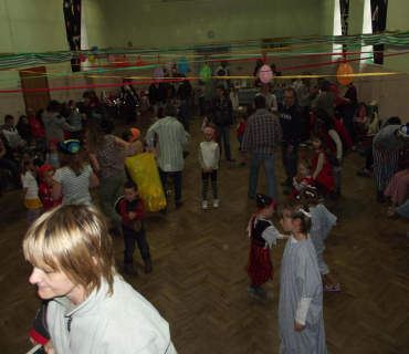 15.4.2012 Pruhovaný karneval v Černilově