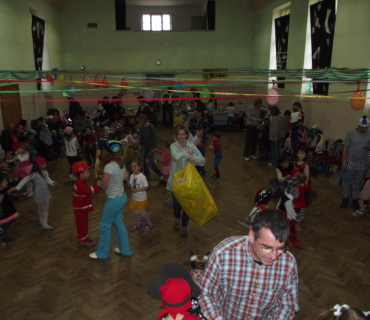15.4.2012 Pruhovaný karneval v Černilově