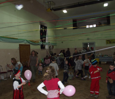 15.4.2012 Pruhovaný karneval v Černilově