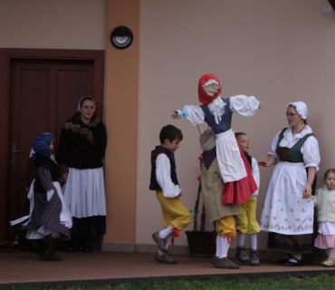 VELIKONOČNÍ JARMARK KSD 30.3. 2012 - foto Jana Žárská