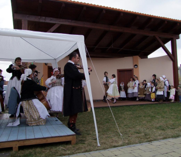 VELIKONOČNÍ JARMARK KSD 30.3. 2012 - foto Jana Žárská