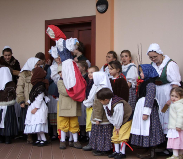 VELIKONOČNÍ JARMARK KSD 30.3. 2012 - foto Jana Žárská