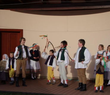 VELIKONOČNÍ JARMARK KSD 30.3. 2012 - foto Jana Žárská