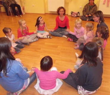 22.12.2011 taneční kroužek - mažoretky