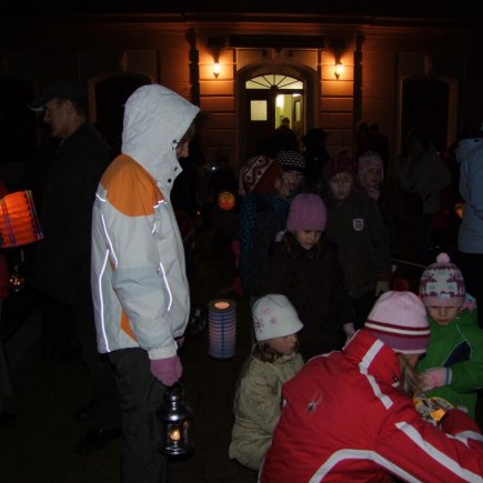 Průvod světýlek na uvítání Adventu 2011 