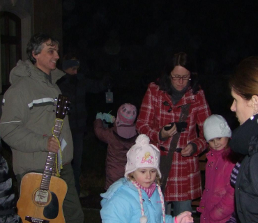 Průvod světýlek na uvítání Adventu 2011 