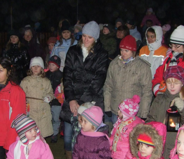 Průvod světýlek na uvítání Adventu 2011 