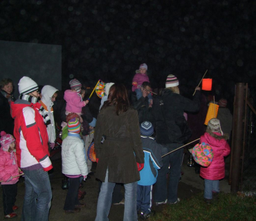 Průvod světýlek na uvítání Adventu 2011 