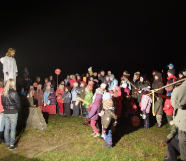 Průvod světýlek na uvítání Adventu 2011 