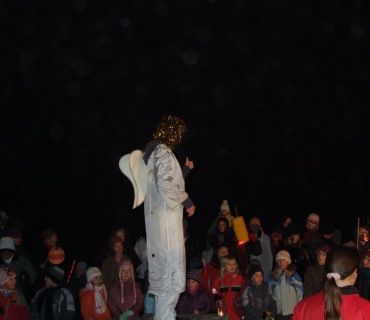 Průvod světýlek na uvítání Adventu 2011 