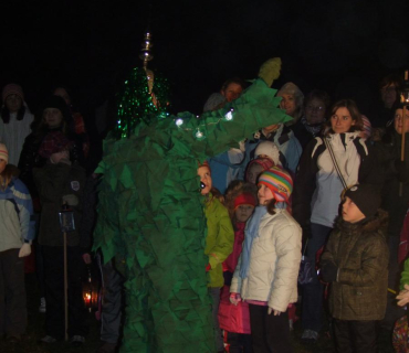 Průvod světýlek na uvítání Adventu 2011 