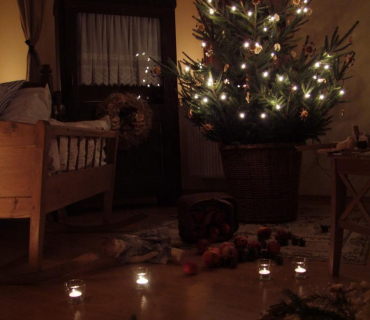 Průvod světýlek na uvítání Adventu 2011 