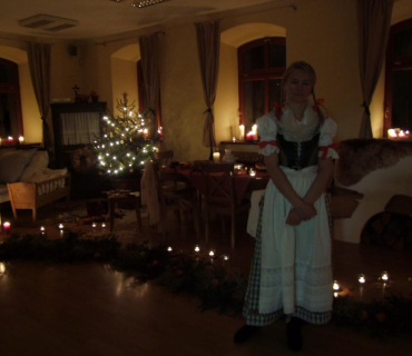 Průvod světýlek na uvítání Adventu 2011 