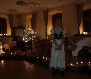 Průvod světýlek na uvítání Adventu 2011 