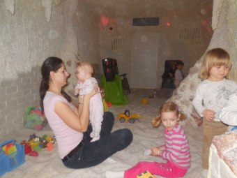 Dvoreček 12.4.2016 Solná jeskyně