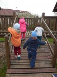 Dvoreček 19.4.2016 Hřiště, hasiči